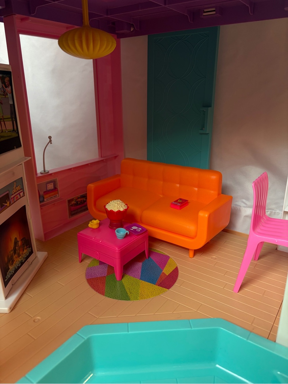 Barbie  Dream Multi-Level Playhouse in Pink, Purple, Teal includes accessories - Picture 10 of 10